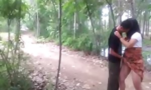 Chinese maid got fast fuck in the forest