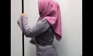 Hijab Dance