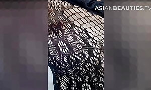 Korean camgirl masturbates uncensored in VIP show