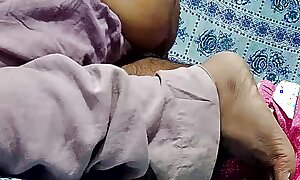 Indian big boobs gril and boy sex in transmitted to room