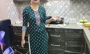 Indian Punjabi Ma Hoard New Desi Chudai Full Galiyan Punjabi Full HD Desi Sardarni Stepmum Injury Mari In Kitchen